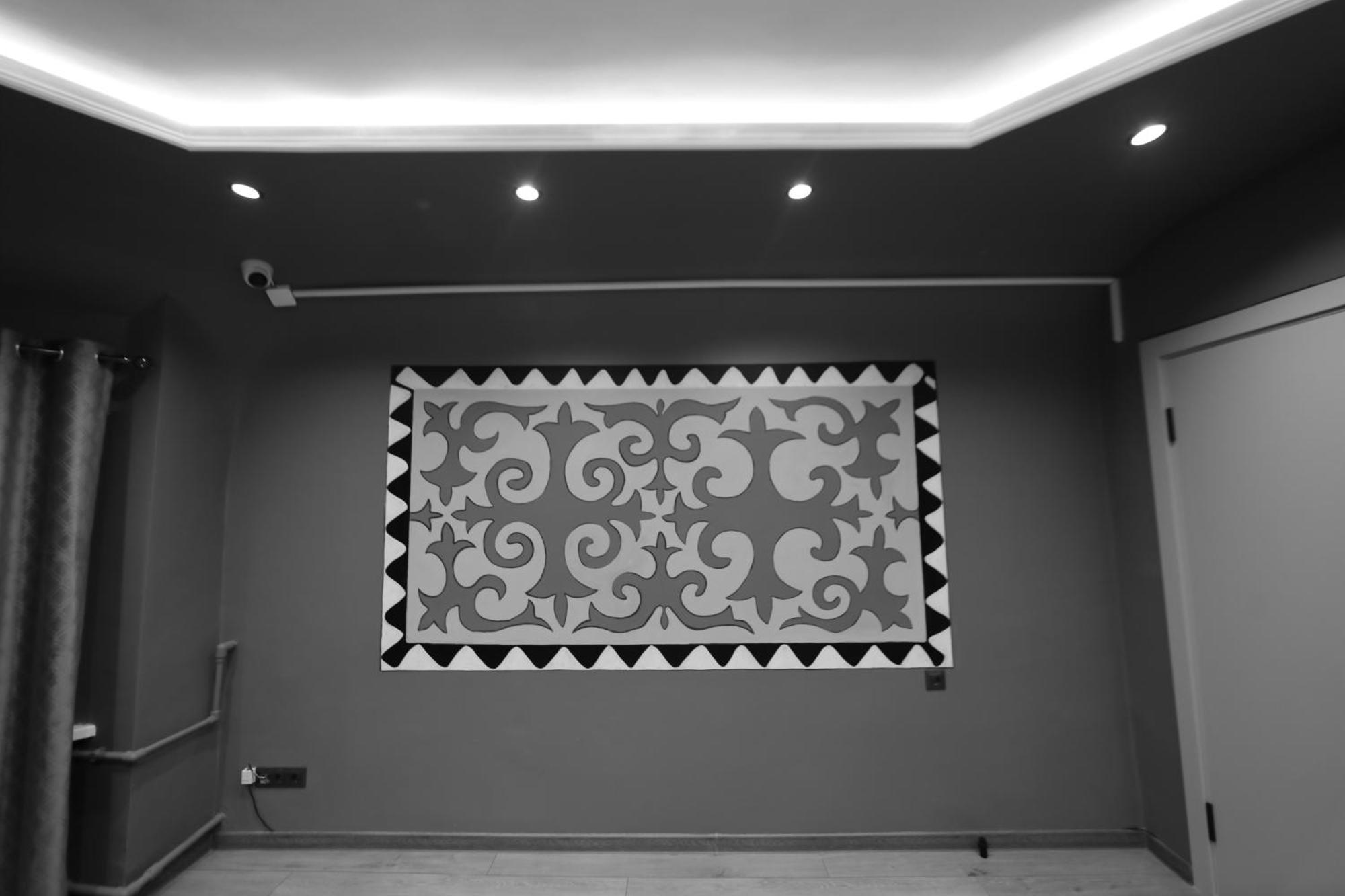 Cozy Hostel Bishkek Exterior photo