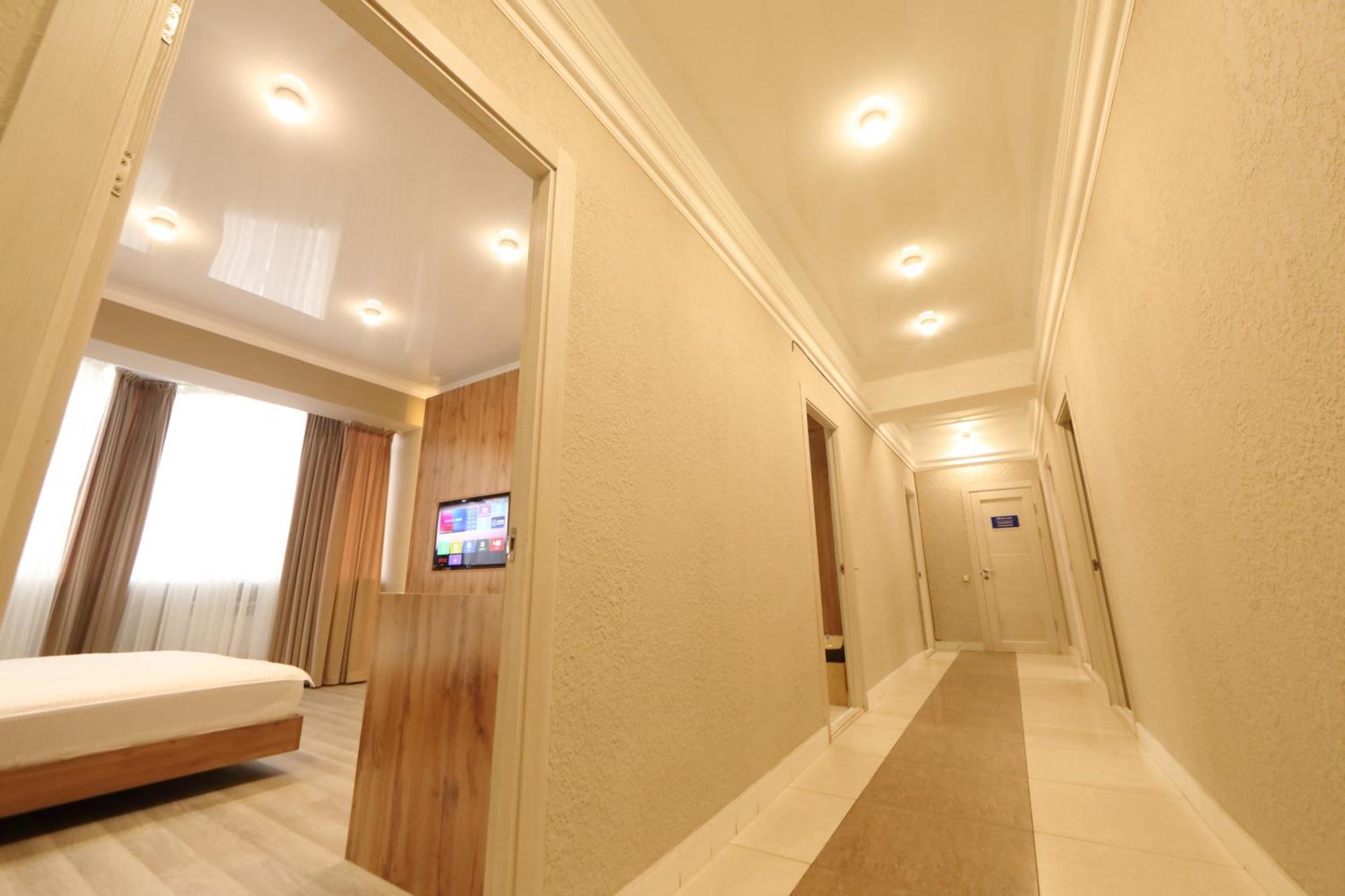 Cozy Hostel Bishkek Exterior photo